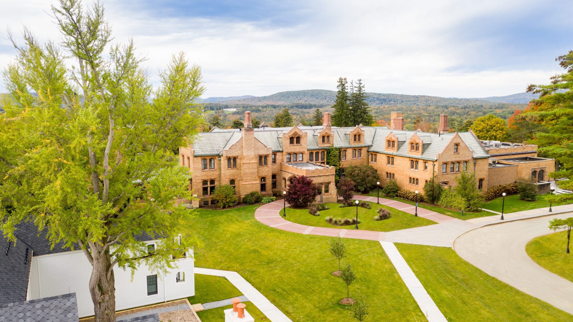 Aerial view of Wyndhurst Mansion